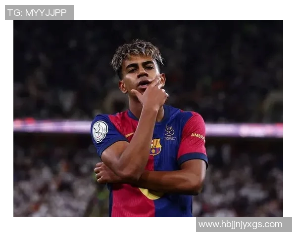 巴萨与巴黎激战正酣央视解说带你领略精彩瞬间与战术分析 巴萨与巴黎激战正酣央视解说带你领略精彩瞬间与战术分析